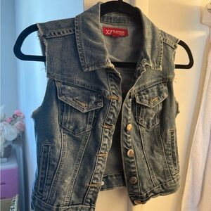 Denim Sleeveless Vest with Frayed Edges